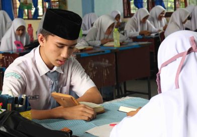 Peserta Didik Kelas XII Laksanakan Ujian Kompetensi Bidang Keagamaan TP. 2022/2023