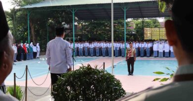 Upacara di MAN Asahan, Kakan Kemenag Tekankan Pembentukan Karakter