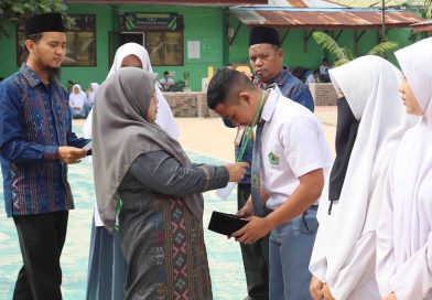 Kepala MAN Asahan Kukuhkan Volunteers Perpustakaan Sebagai Penggerak Literasi Madrasah