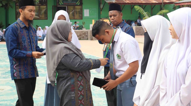 Kepala MAN Asahan Kukuhkan Volunteers Perpustakaan Sebagai Penggerak Literasi Madrasah