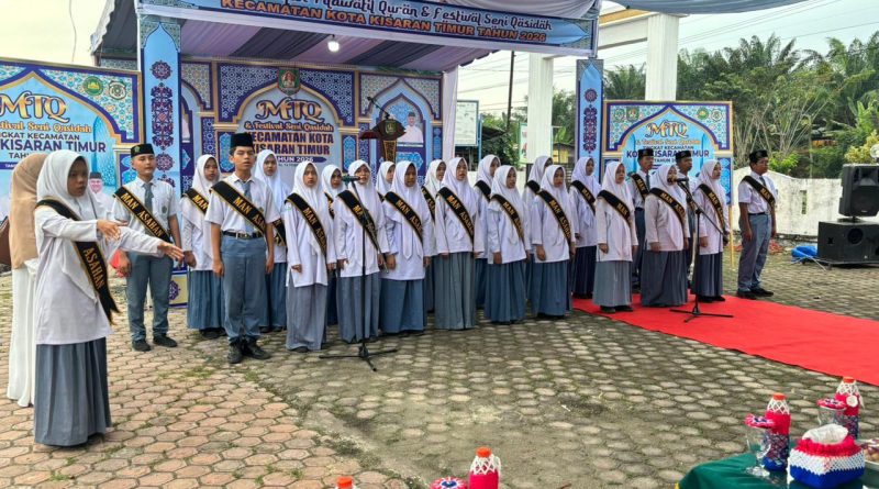 Penuh Semangat, Tim Paduan Suara MAN Asahan Meriahkan Pembukaan MTQ dan FSQ Kisaran Timur